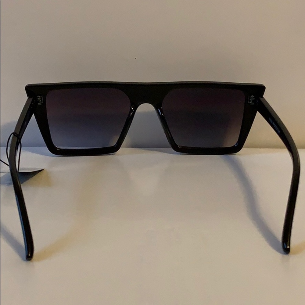 🆕 🆑  SUNGLASSES - Picture 3 of 7